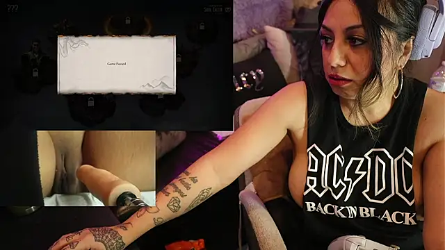 Snapshot of IndiaBlaze chatting on November 1, 2025, 4:03 am IndiaBlaze online show from November 1, 2025, 4:03 am