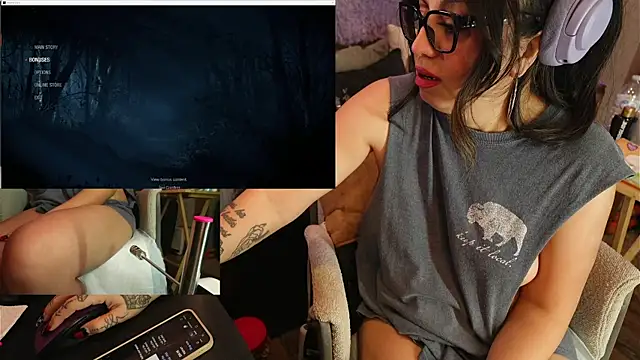 Snapshot of IndiaBlaze chatting on November 24, 2025, 2:22 am IndiaBlaze online show from November 24, 2025, 2:22 am