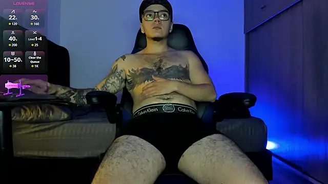 Snapshot of male_pussy chatting on October 6, 2025, 5:38 am male pussy online show from October 6, 2025, 5:38 am