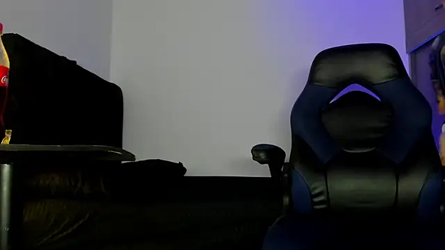 Snapshot of male_pussy chatting on October 8, 2025, 3:59 am male pussy online show from October 8, 2025, 3:59 am