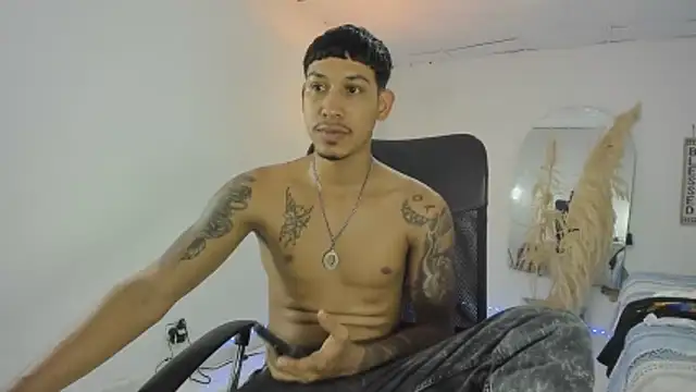 slim master12 online show from February 5, 2026, 10:25 pm