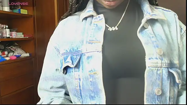 Raquel jones online show from October 3, 2025, 12:24 pm