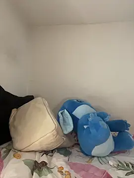 Raquel jones online show from December 19, 2025, 9:11 pm