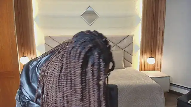 Snapshot of Raquel_jones chatting on June 3, 2026, 12:08 pm Raquel jones online show from June 3, 2026, 12:08 pm