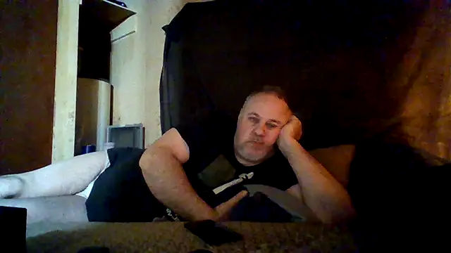 Nightshade7712 online show from November 13, 2025, 11:25 pm