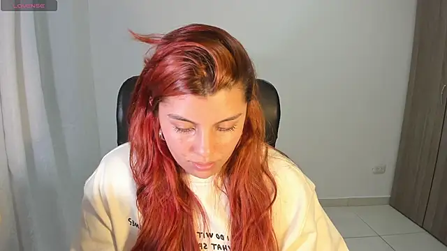 Fieryfenixx online show from March 1, 2025, 3:32 am