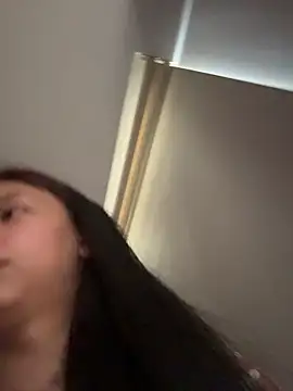 Snapshot of Bonniepark chatting on February 27, 2026, 5:02 pm Bonniepark online show from February 27, 2026, 5:02 pm