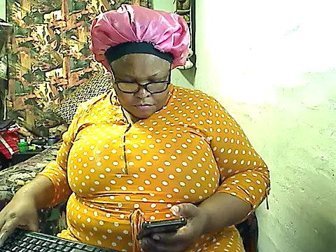 HOTSUGARX5 online show from November 11, 2025, 2:50 pm