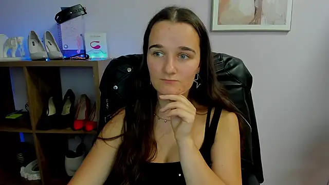 Snapshot of KateDelight chatting on September 25, 2025, 1:59 pm KateDelight online show from September 25, 2025, 1:59 pm