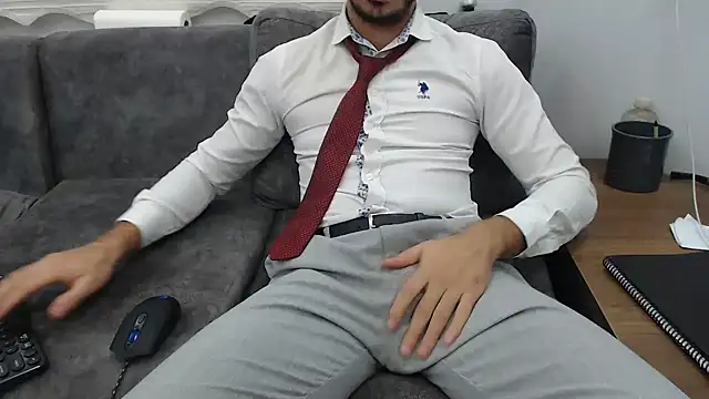 Naughtb0y online show from December 22, 2024, 3:22 pm