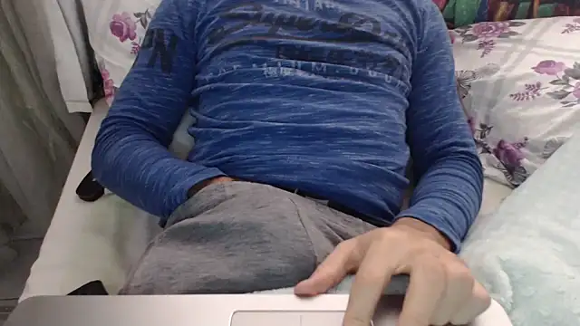 Naughtb0y online show from December 26, 2024, 11:21 am