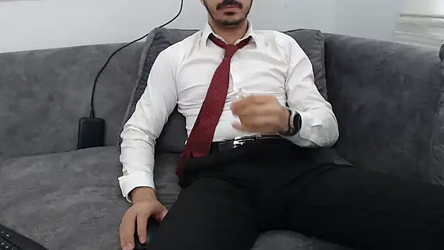 Naughtb0y online show from May 20, 2026, 1:06 pm