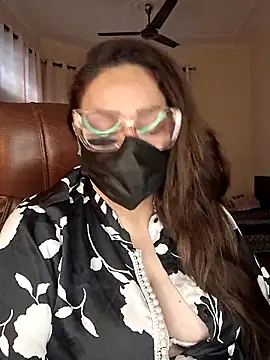 SEXY-Sardarni online show from December 21, 2025, 8:43 am