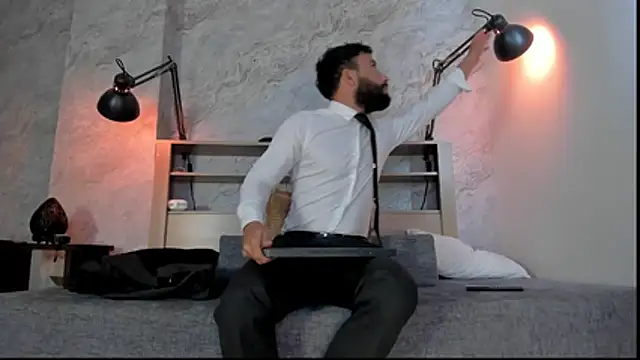 bruno woods online show from January 7, 2026, 12:51 pm