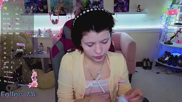 Snapshot of Katya_Zaitseva chatting on May 2, 2026, 12:32 pm Katya Zaitseva online show from May 2, 2026, 12:32 pm