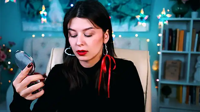 NicoleMun online show from December 29, 2024, 8:55 am