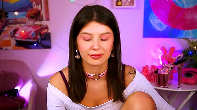 NicoleMun online show from January 24, 2025, 6:35 pm