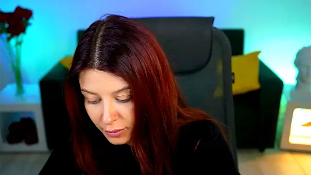 NicoleMun online show from September 25, 2025, 12:31 pm