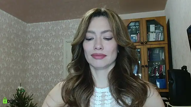 Snapshot of alicia_spicy chatting on January 13, 2026, 4:29 am alicia spicy online show from January 13, 2026, 4:29 am