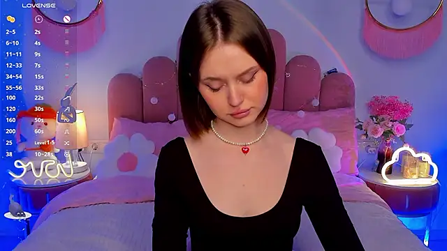 Snapshot of MaryLew chatting on February 4, 2026, 6:41 am MaryLew online show from February 4, 2026, 6:41 am