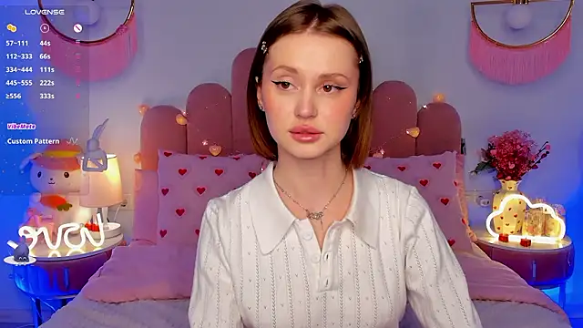 Snapshot of MaryLew chatting on February 10, 2026, 7:01 am MaryLew online show from February 10, 2026, 7:01 am