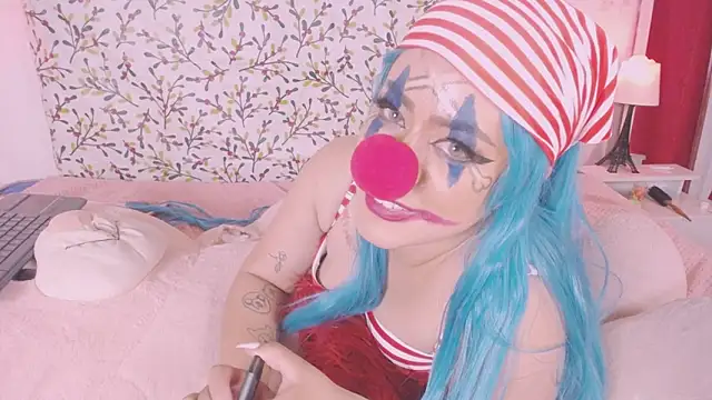  niiky online show from January 8, 2025, 3:17 pm