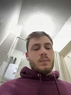 Snapshot of Julian128 chatting on March 12, 2025, 7:38 pm Julian128 online show from March 12, 2025, 7:38 pm