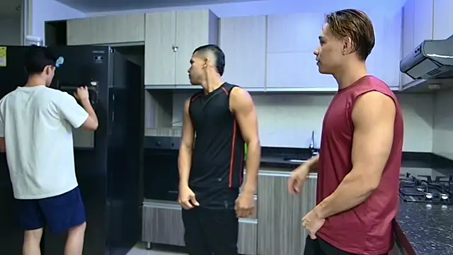 Snapshot of Boysgang_sex chatting on January 31, 2025, 11:46 am Boysgang sex online show from January 31, 2025, 11:46 am