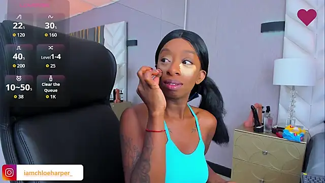 Anny osorio online show from December 5, 2025, 7:10 pm