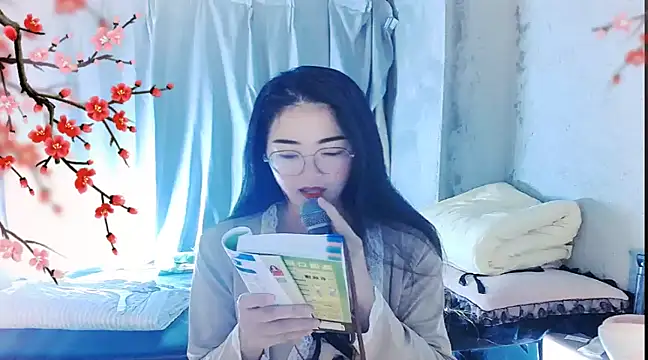 Snapshot of Floor_oo chatting on December 12, 2024, 7:15 pm Floor oo online show from December 12, 2024, 7:15 pm