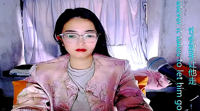 Snapshot of Floor_oo chatting on March 17, 2025, 8:51 am Floor oo online show from March 17, 2025, 8:51 am