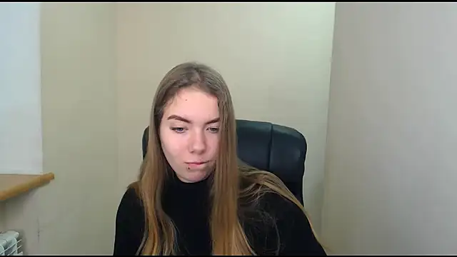 zoey deuttch online show from December 5, 2024, 7:16 am