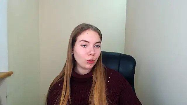 zoey deuttch online show from December 17, 2024, 9:39 am