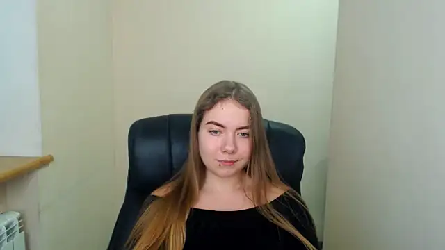 zoey deuttch online show from December 20, 2024, 11:26 pm