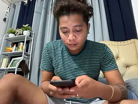 Snapshot of asian_sweetboy chatting on February 19, 2026, 10:00 am asian sweetboy online show from February 19, 2026, 10:00 am