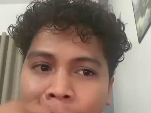 Snapshot of asian_sweetboy chatting on February 23, 2026, 1:08 pm asian sweetboy online show from February 23, 2026, 1:08 pm