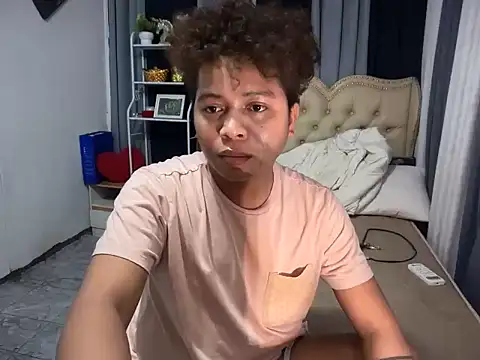 Snapshot of asian_sweetboy chatting on March 3, 2026, 7:14 am asian sweetboy online show from March 3, 2026, 7:14 am