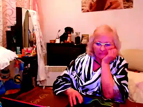 Natali7634 online show from February 7, 2025, 7:06 pm