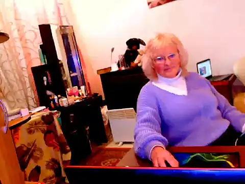 Natali7634 online show from March 14, 2025, 10:18 am