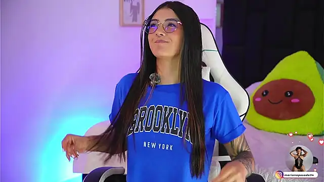 Marianamonroe  online show from March 25, 2026, 7:09 pm