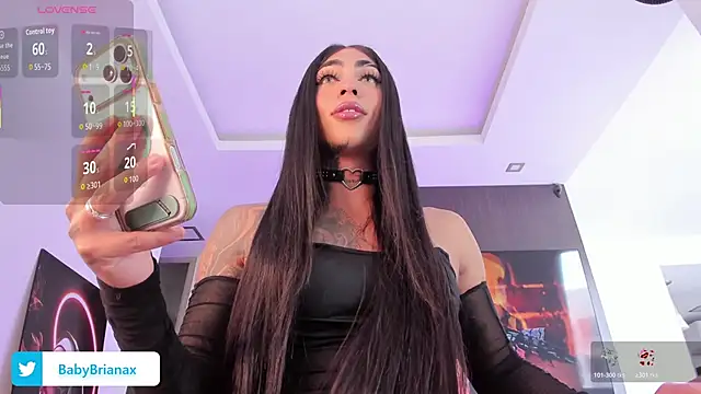 babybriexxx online show from March 29, 2026, 5:02 pm