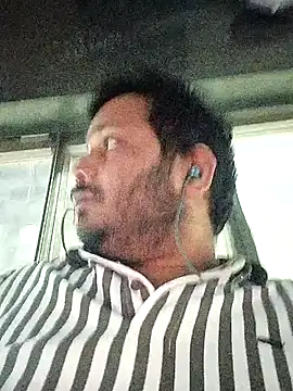 Snapshot of DeepakXxxR86 chatting on December 14, 2025, 8:13 pm DeepakXxxR86 online show from December 14, 2025, 8:13 pm