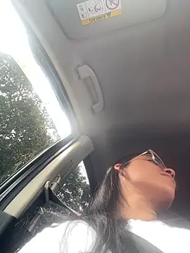 lulu kis online show from February 24, 2026, 6:39 pm