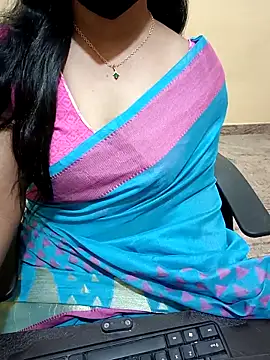 Snapshot of Nithya_05 chatting on September 13, 2025, 5:57 pm Nithya 05 online show from September 13, 2025, 5:57 pm