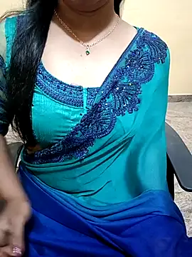 Snapshot of Nithya_05 chatting on October 9, 2025, 6:00 am Nithya 05 online show from October 9, 2025, 6:00 am