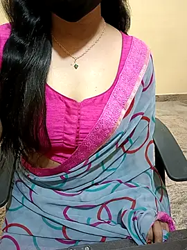 Snapshot of Nithya_05 chatting on October 16, 2025, 6:25 am Nithya 05 online show from October 16, 2025, 6:25 am