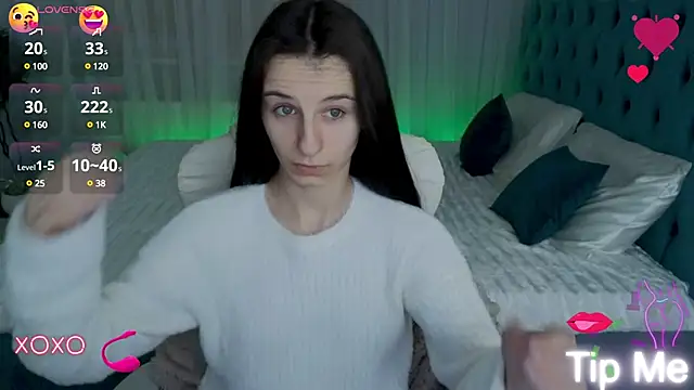 Snapshot of _Nika_Kik chatting on January 28, 2025, 2:31 pm Nika Kik online show from January 28, 2025, 2:31 pm