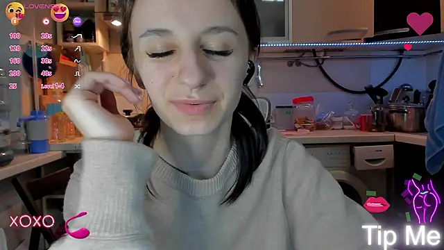 Snapshot of _Nika_Kik chatting on March 11, 2025, 3:56 pm Nika Kik online show from March 11, 2025, 3:56 pm