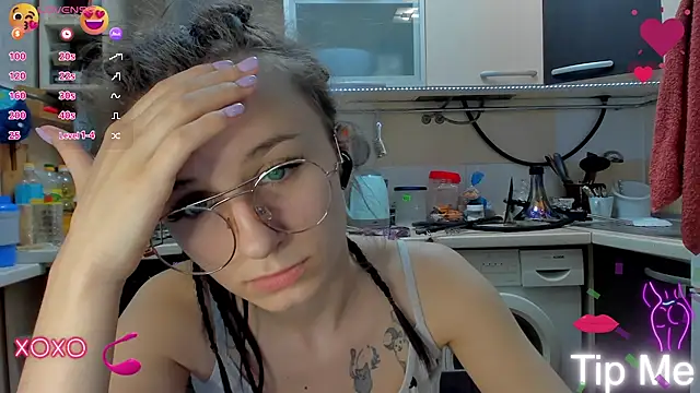 Snapshot of _Nika_Kik chatting on March 12, 2025, 9:35 pm Nika Kik online show from March 12, 2025, 9:35 pm