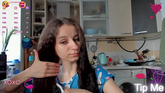 Snapshot of _Nika_Kik chatting on March 14, 2025, 1:46 pm Nika Kik online show from March 14, 2025, 1:46 pm